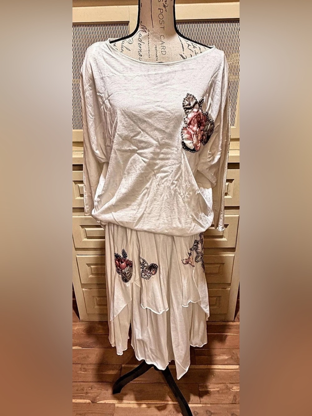 VTG 80s Caché Cream Studded Floral Applique Blouse & Skirt Set